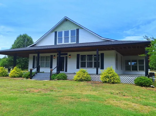 402 Savannah Dr, Mansfield, GA 30055