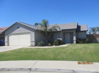 5311 Christine Pine Ct, Bakersfield, CA 93313