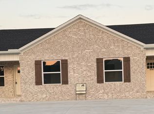 832 S Donaghey Ave #A, Conway, AR 72034