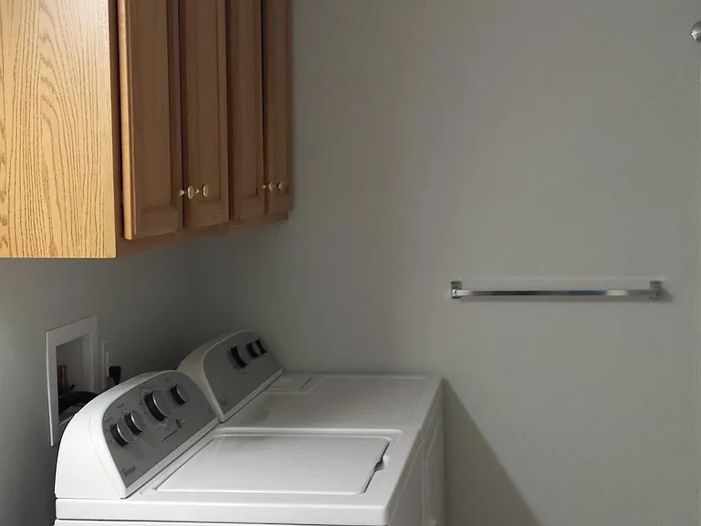 303 Robin Roost Ct — Photo 4