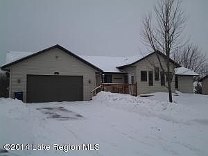 1st image of 115 W Oriole Dr