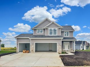 1901 Littlefield Ln, Mahomet, IL 61853