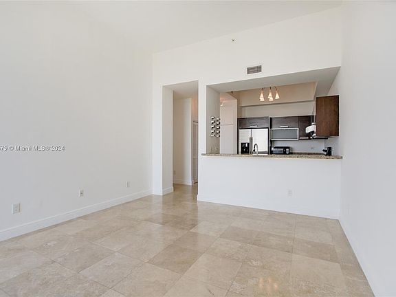 4th image of 2525 SW 3rd Ave Unit Penthouse 04-04