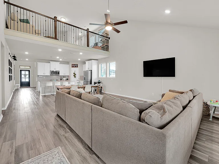 18803 Pancaldo Ct — Photo 9