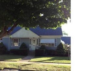 227 Riverside Dr, Mount Clemens, MI 48043