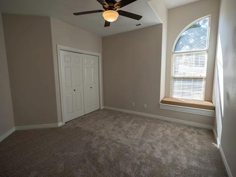 2541 W Spilsbury Ct — Photo 21