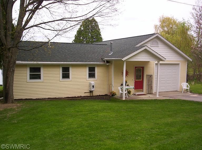13311 Clausen Rd, Trufant, MI 49347 Zillow