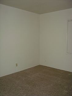 3rd image of 1805 N St APT 4