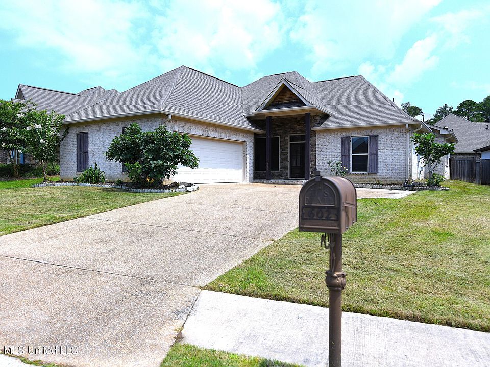 1st image of 602 Emerald Ct
