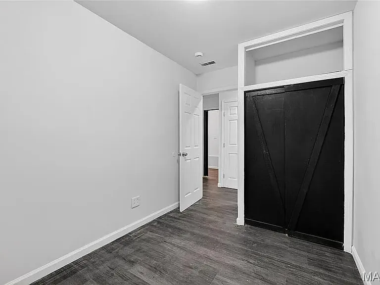 2412 Mousette Ln — Photo 11