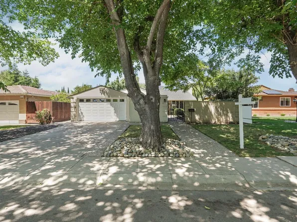 425 E Hollywood Ave, Tracy, CA 95376