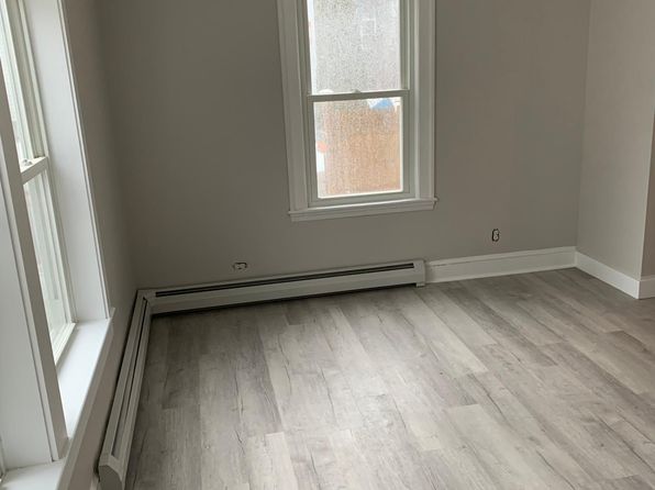 88 Brackett St #1