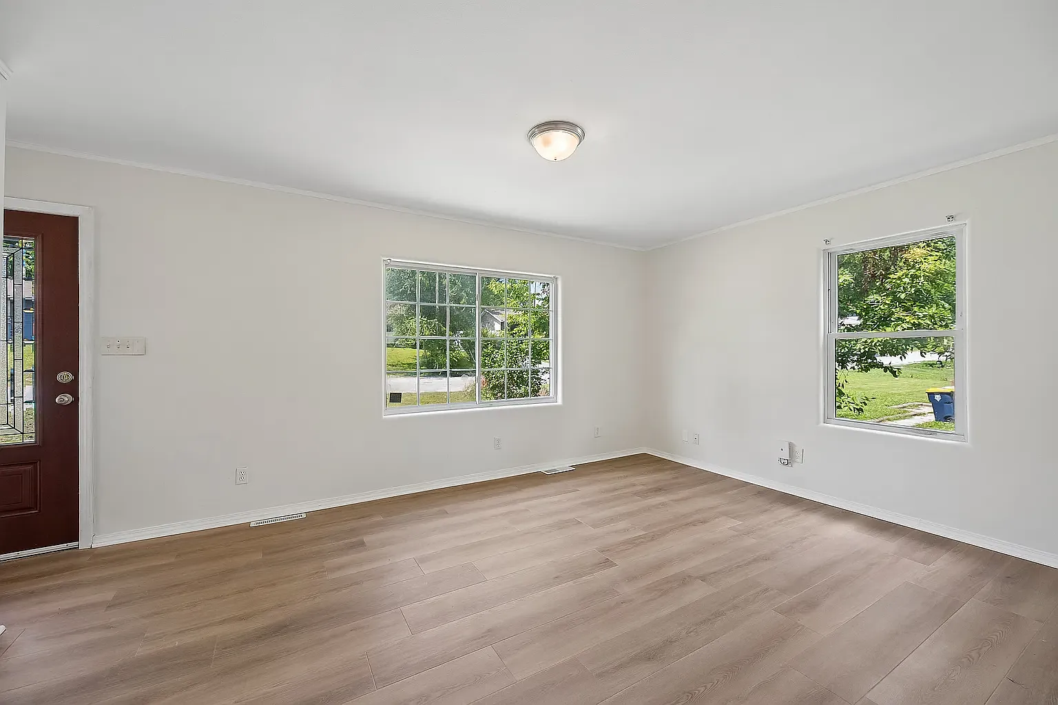 3 bed, 1280 sqft, $1,600 — Photo 4