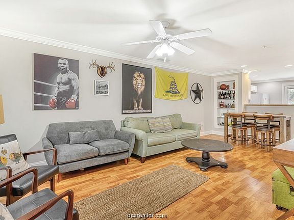 5th image of 1725 Harvey Mitchell Pkwy S APT 125