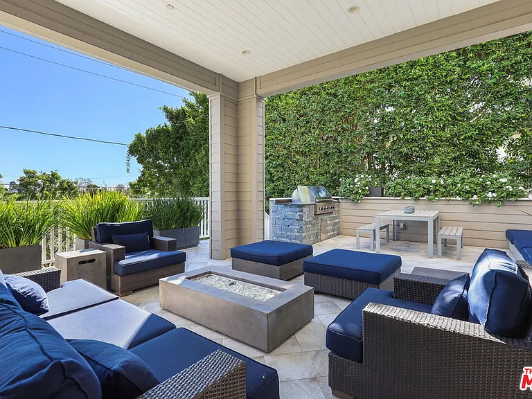 832 Las Lomas Ave — Photo 31