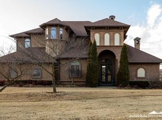 1698 Courtney Cv, Springdale, AR 72764