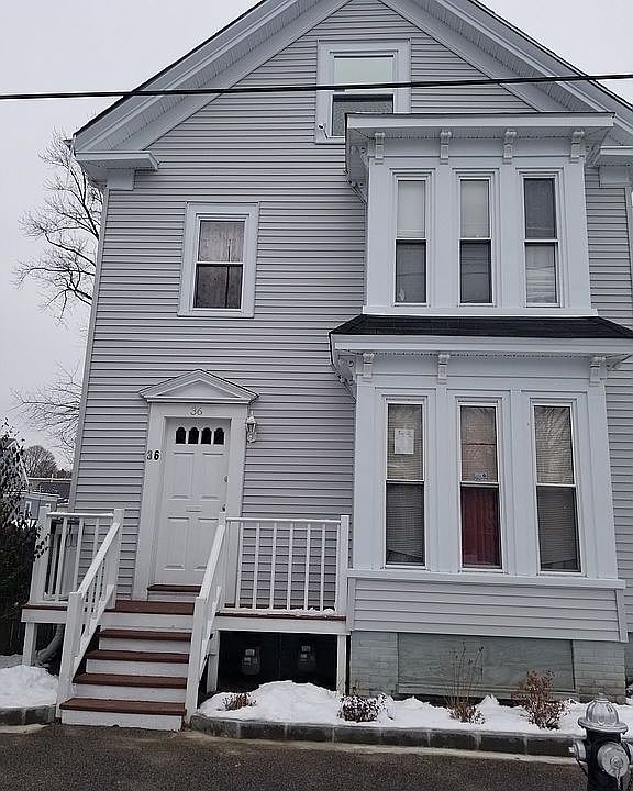 2nd image of 36 Hunt St