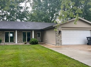 8208 N Santa Barbara Dr, Muncie, IN 47303