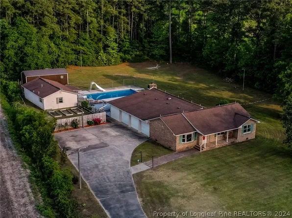 1793 Leggett Rd, Fairmont, NC 28340