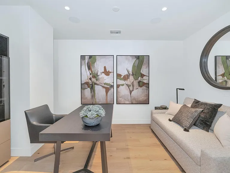5000 N Camelback Ridge Rd #407 — Photo 14