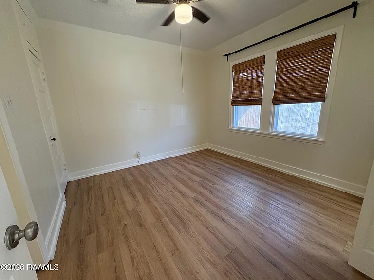 524 Cedar Crest Ct — Photo 8
