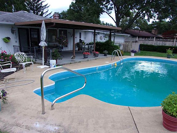 2nd image of 4233 Brooklawn Dr