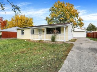 821 Princeton Dr, Whiteland, IN