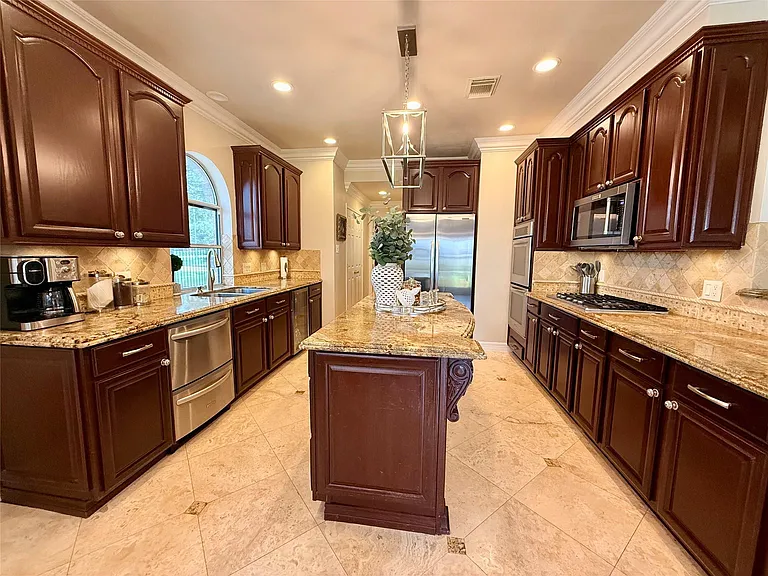 3514 Pickering Ln — Photo 7