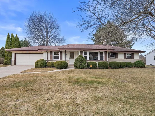 4884 West Willow ROAD, Brown Deer, WI 53223