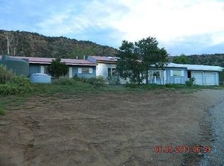 121 Rincon Loop, Tijeras, NM 87059