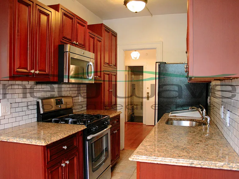6 Marlborough St #2A — Photo 7