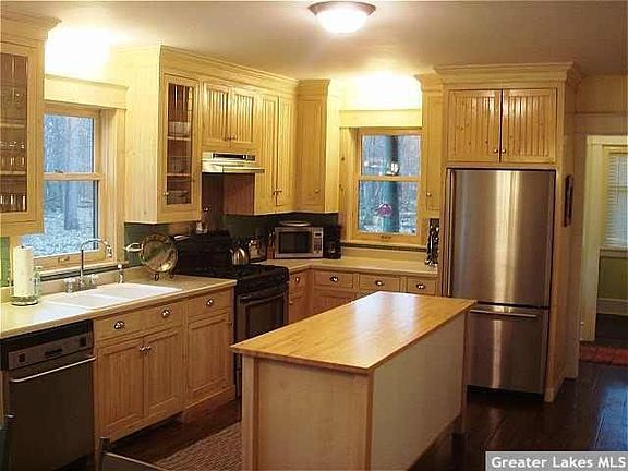 5th image of 10287 Pinedale