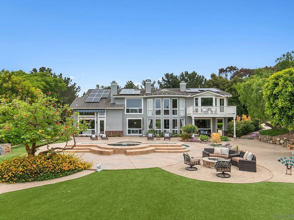 1st image of 521 Latigo Row