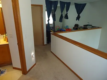 1415 Yorkshire Ln — Photo 13