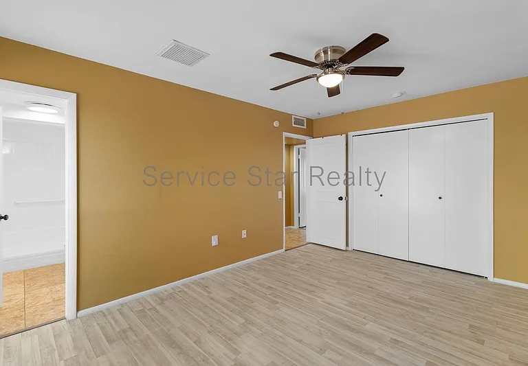 9425 W Rolling Hills Dr — Photo 12