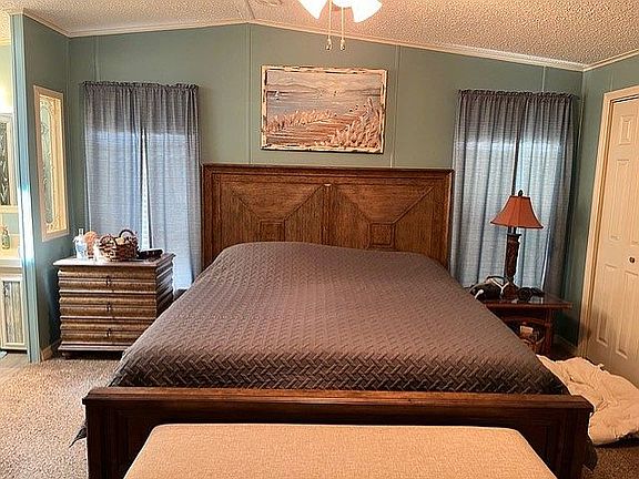 3rd image of 570 Dolphin Cir
