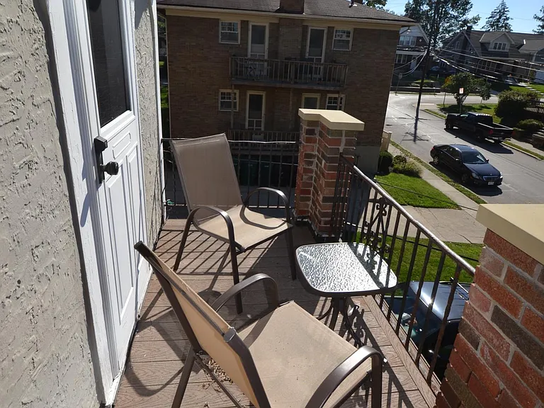 908 Ellison Ave #4 — Photo 13