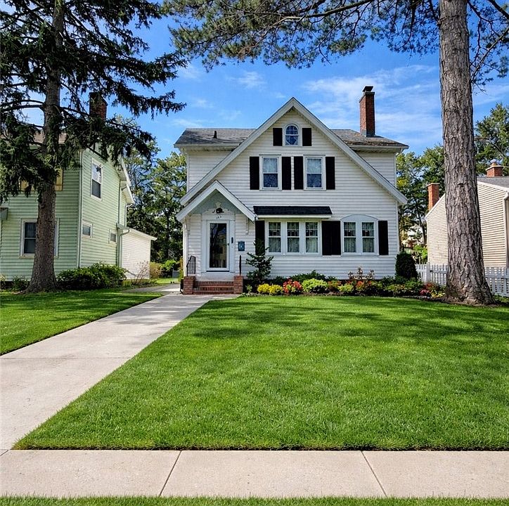 1st image of 105 Beresford Rd