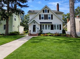 105 Beresford Rd, Rochester, NY 14610