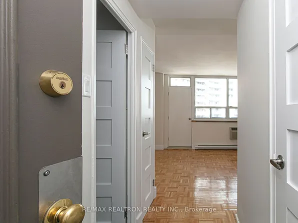 55 Isabella St, Toronto, ON