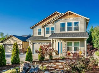 1665 Summer Pl, Talent, OR 97540