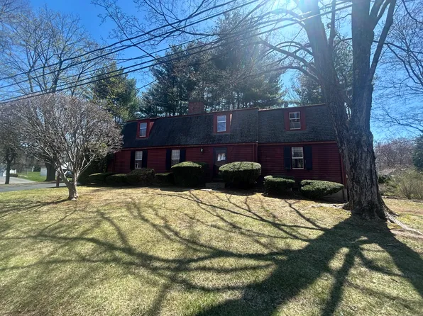 9 Claybar Drive, West Hartford, CT 06117