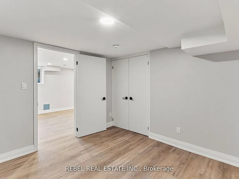 332 Cadillac Ave S #2 — Photo 13