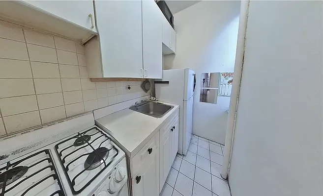 Rented by Compass | media 11