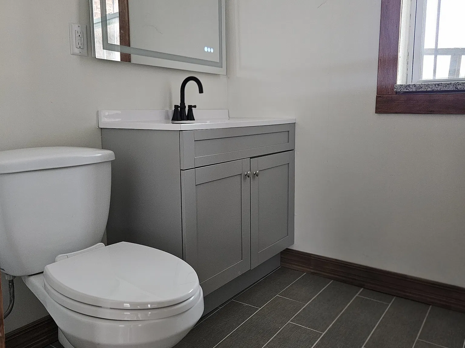 2216 S Washtenaw Ave — Photo 3