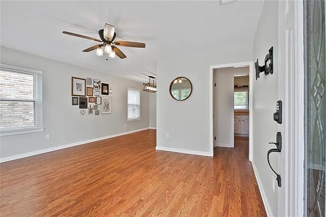 901 Waltham St — Photo 4