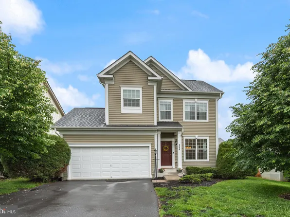 224 Centennial Dr, Stephenson, VA 22656