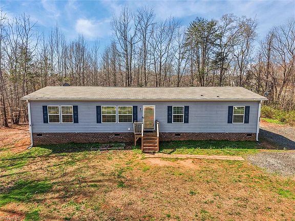 2nd image of 182 Pond View Dr