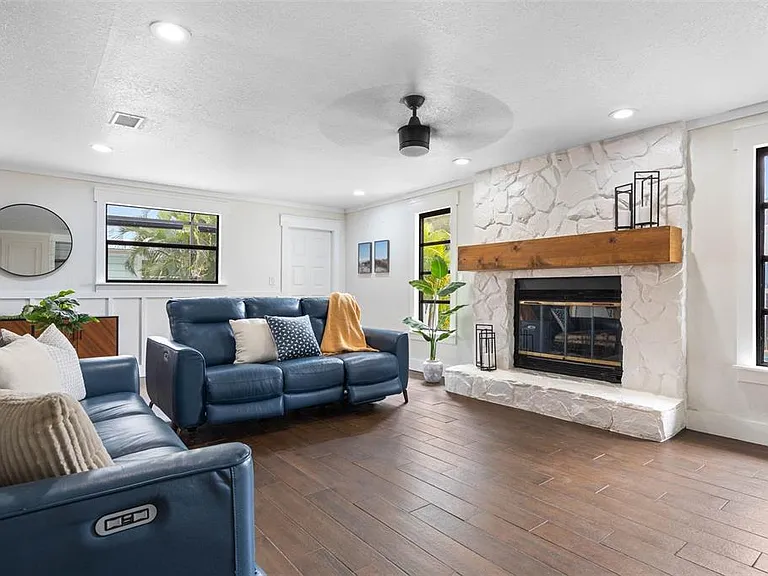 12756 Poinsettia Ave — Photo 13