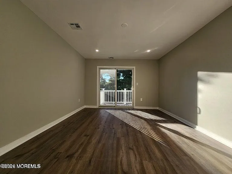 158 Mabel Ave #2 — Photo 9